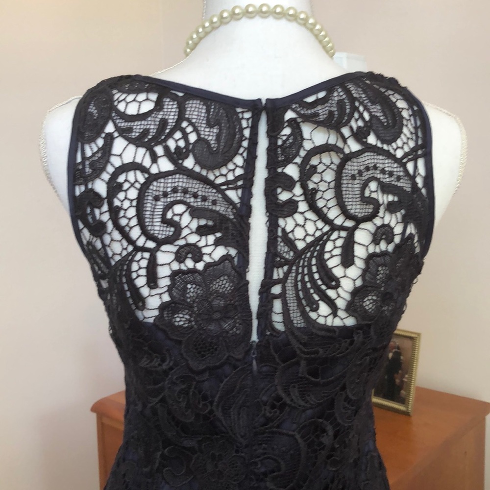Adrianna Pappel Navy Blue Lace Dinner Dress SZ 4 - Picture 8 of 8